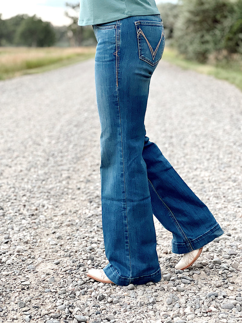 The Bessie Perfect Rise Slim Trouser Jean