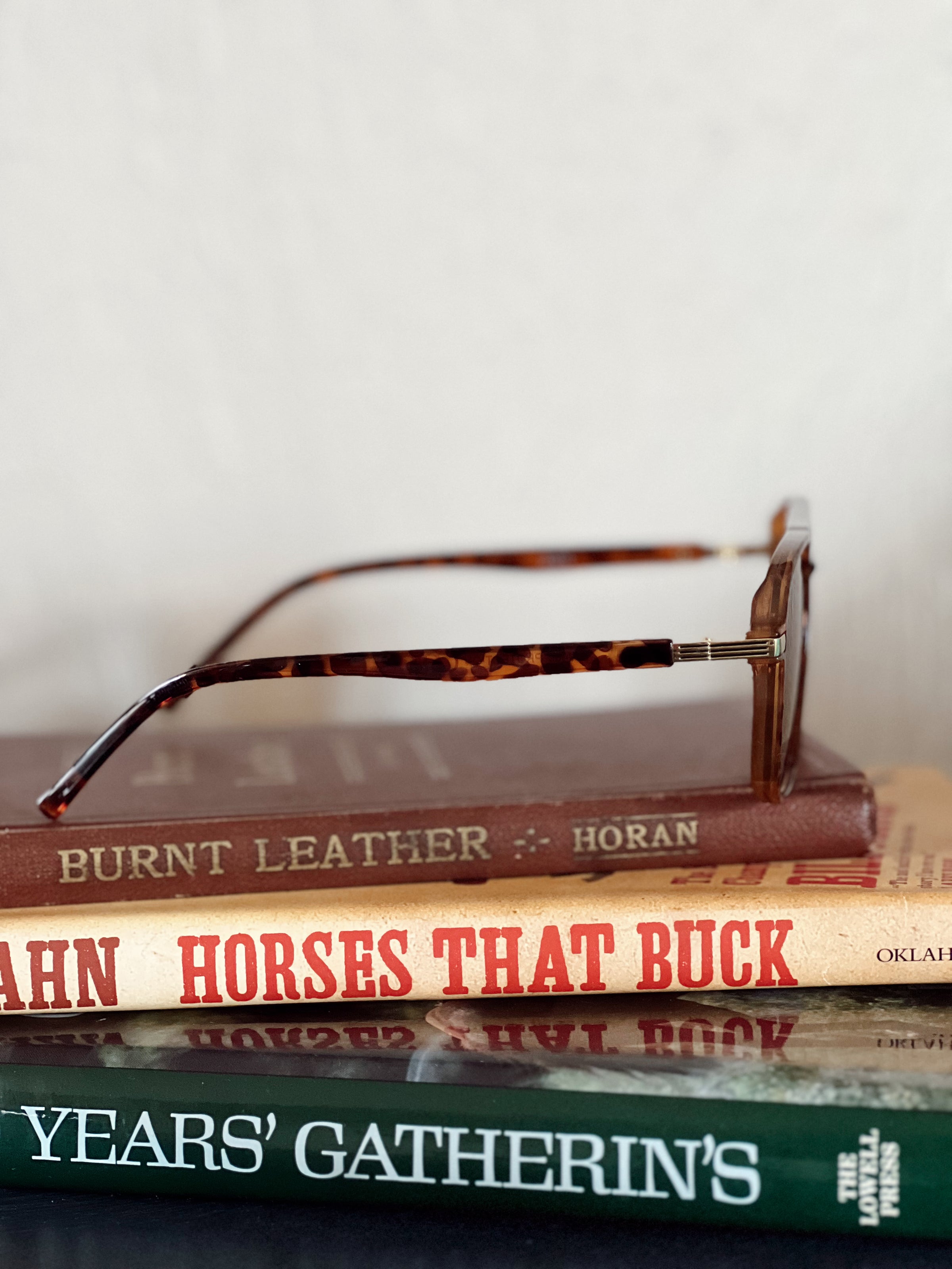 Straight Aviator Sunglasses