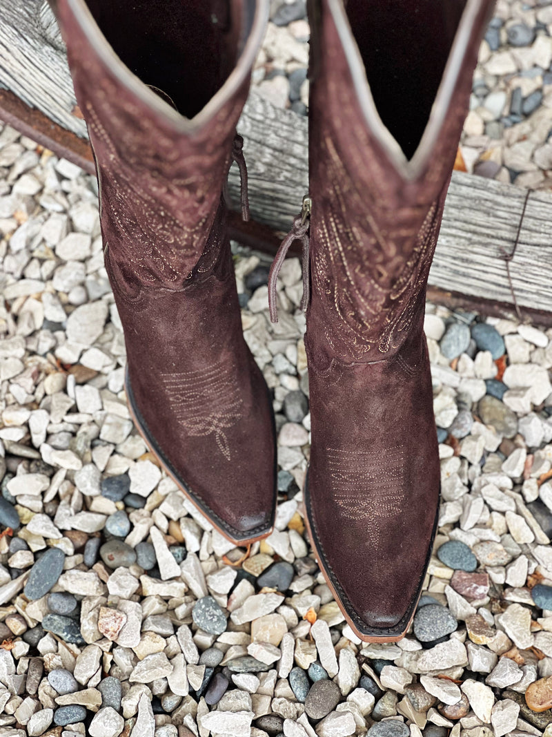 The Laramie Stretch Fit Boot in Espresso