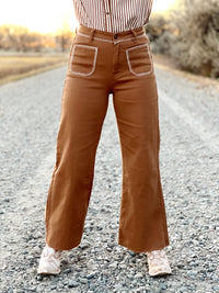 The Stitched Crop Pant