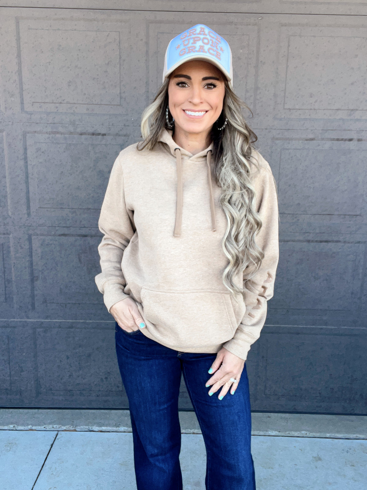 The Auburn Hoodie in Heather Brown