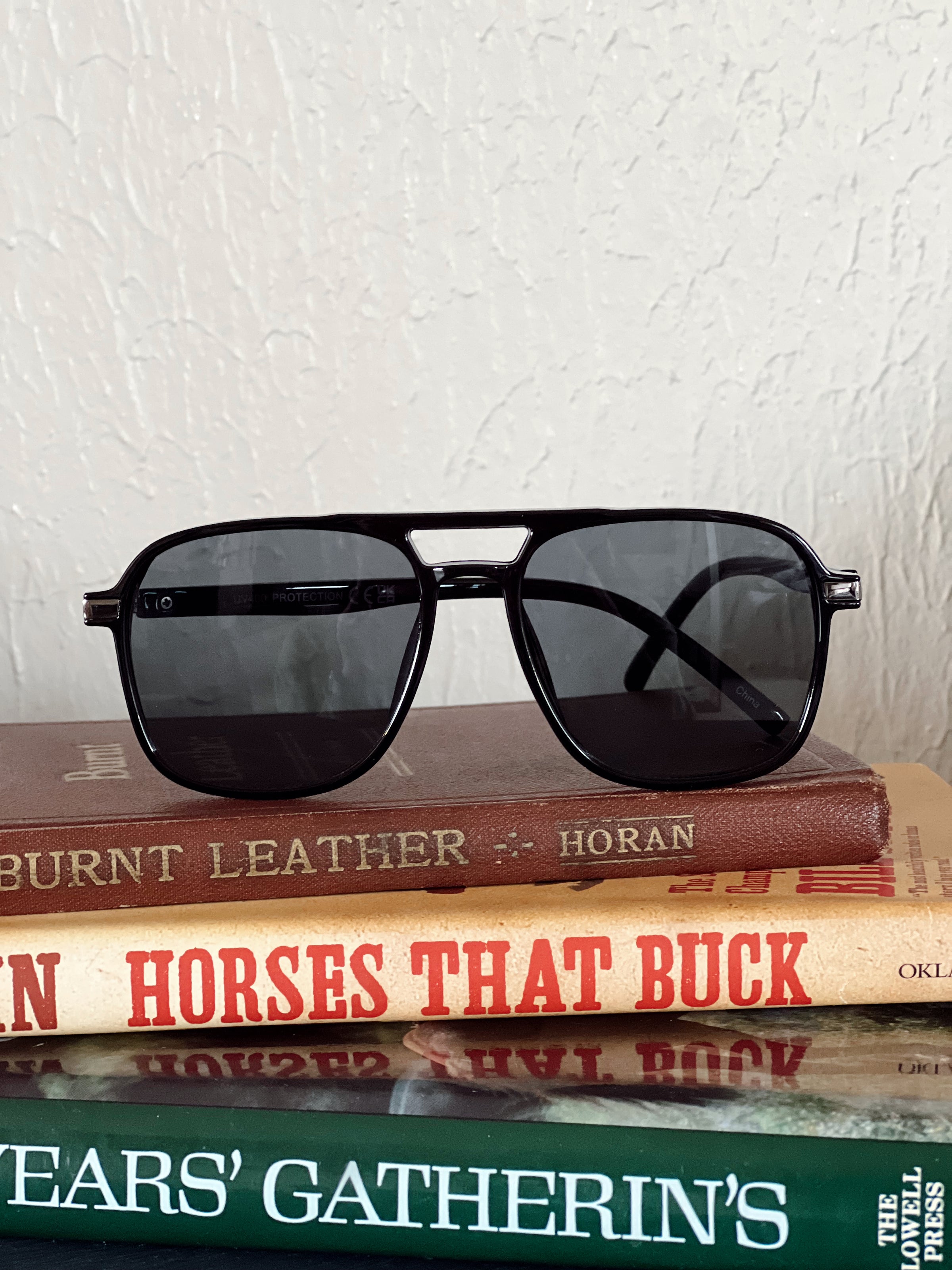 Straight Aviator Sunglasses