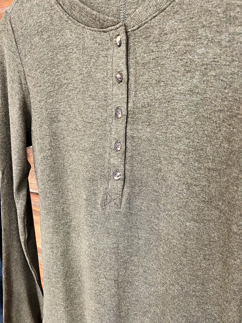 The Classic Henley Top in Forest Green