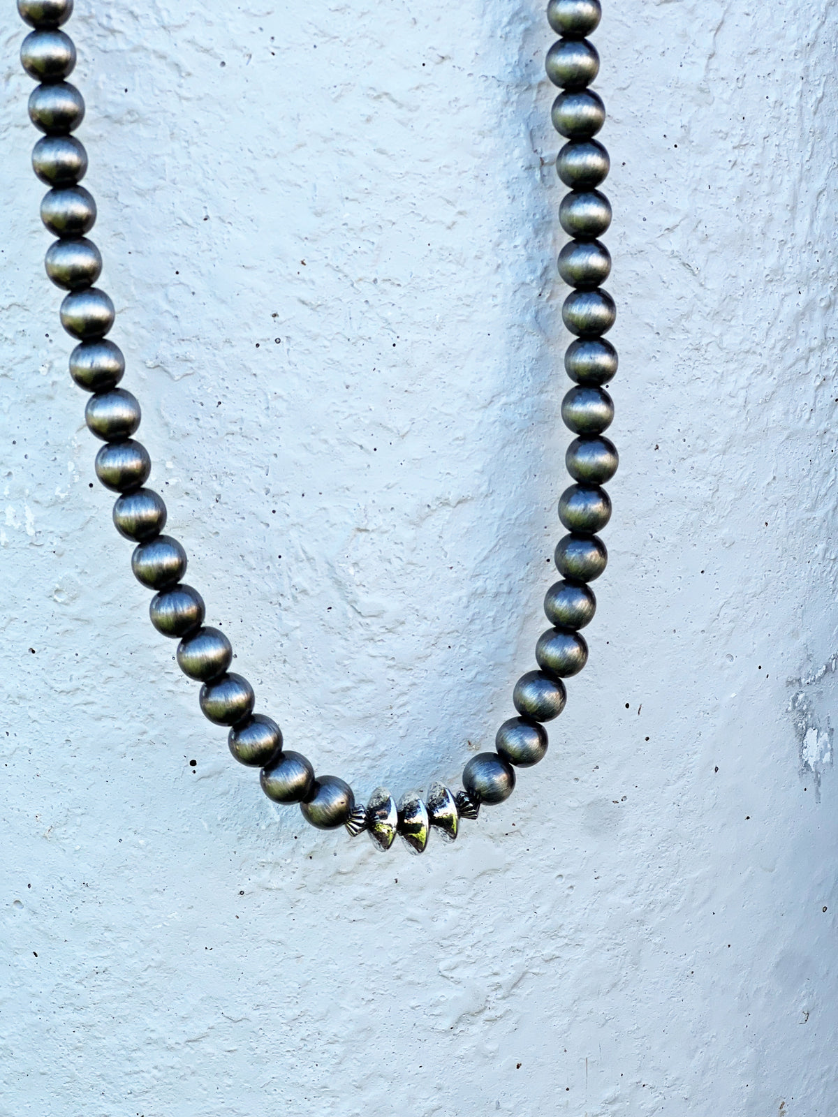 18" Faux Navajo Pearl Beaded Necklace