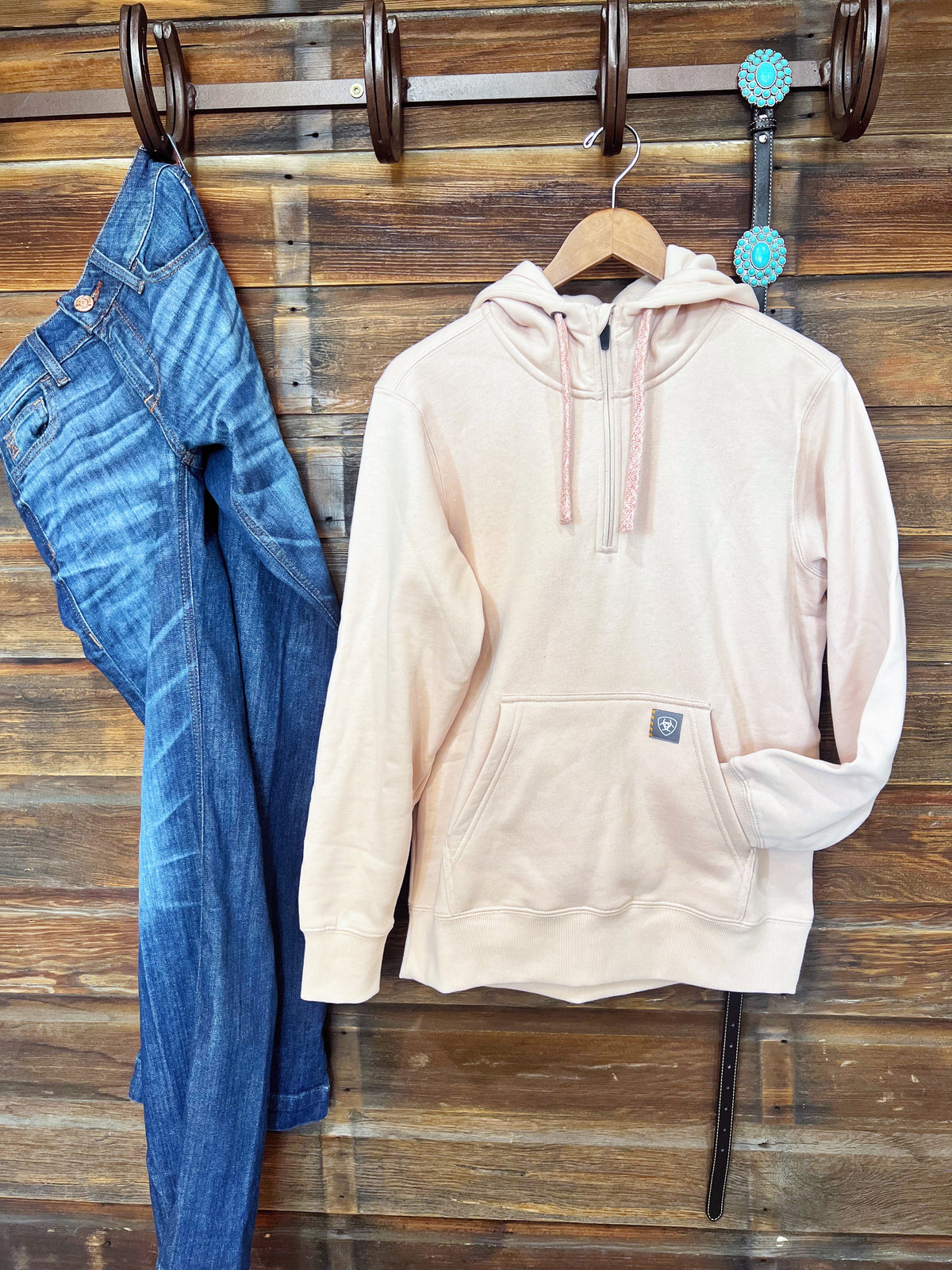 The Oakley 1/2 Zip Hoodie in Blush
