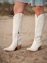 The Laramie Stretch Fit Boot in Ivory