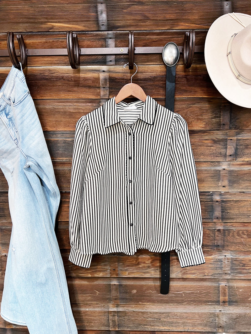 The Aberdeen Button Up in Black
