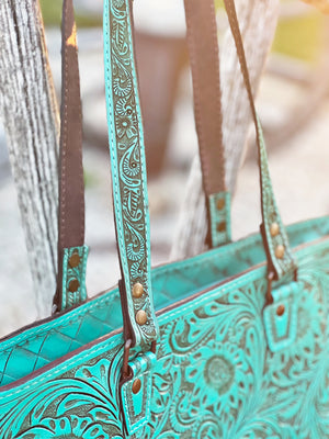 The Cheyenne Tooled Leather Purse in Turquoise