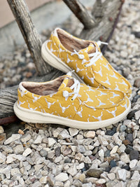 The Hilo Mustard Shoe