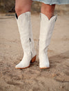 The Laramie Stretch Fit Boot in Ivory