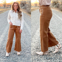 The Stitched Crop Pant