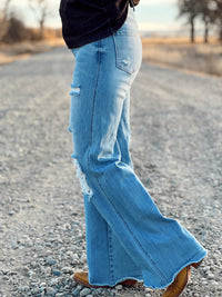 The Blakely Distressed Light Wash Jean