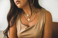 18" 18K Gold Plated Chain Necklace with Horseshoe Pendant