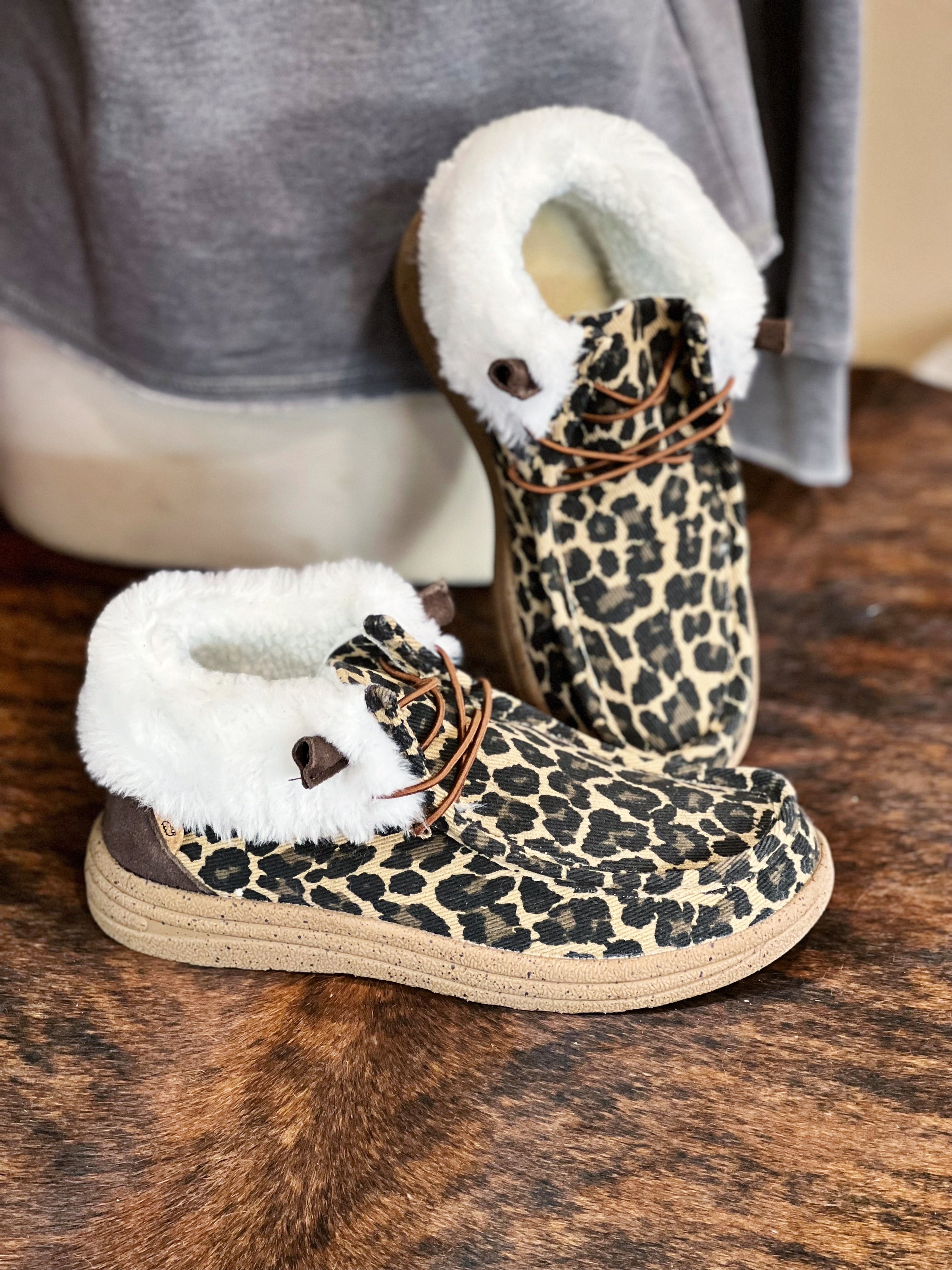 Women's 1980 UGG Sneakers – UGG Specialist Australia